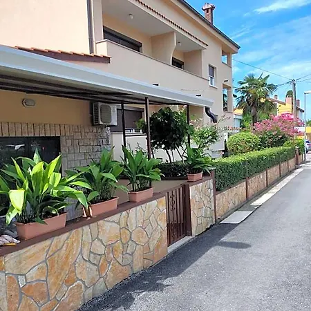 Hotel Mara 3*