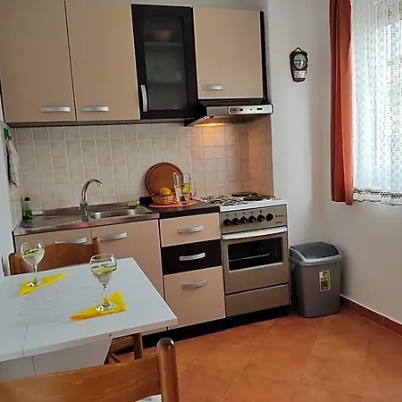Mara Hotel 3*